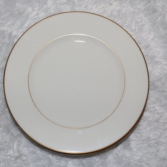Jamestown Syracuse 8 inches bread plates set of 5 great condition vintage - Picture 2 of 4